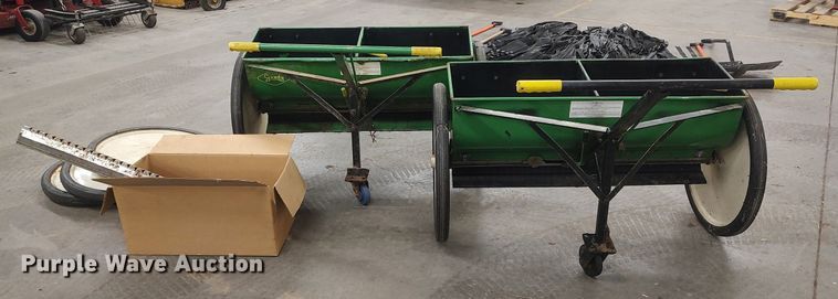 image for item LG9643 (2) Gandy 42 drop spreaders