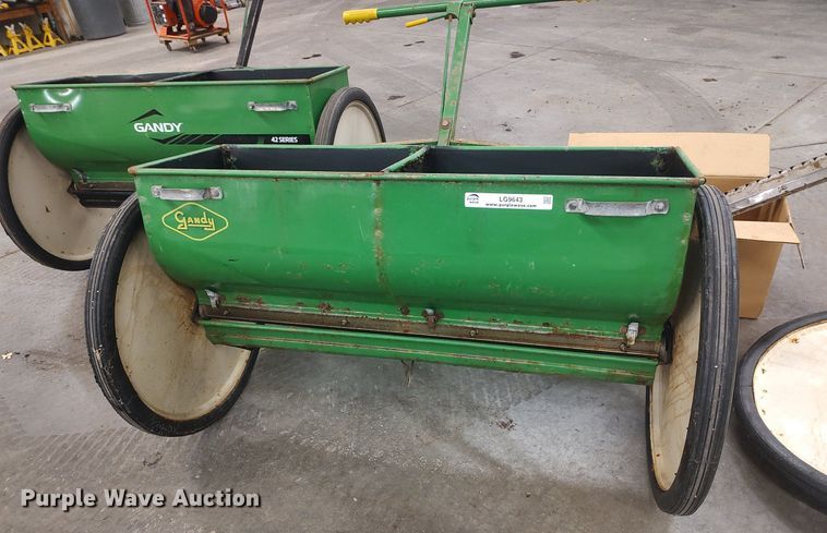 image for item LG9643 (2) Gandy 42 drop spreaders