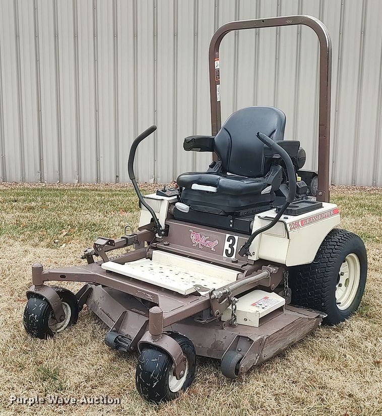 image for item LG9644 Grasshopper 225  ZTR lawn mower