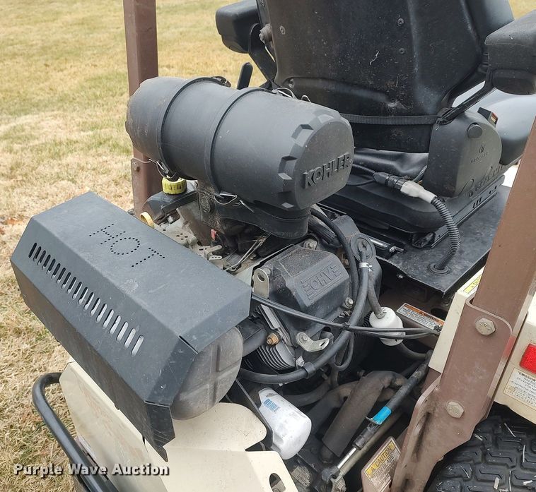 image for item LG9644 Grasshopper 225  ZTR lawn mower