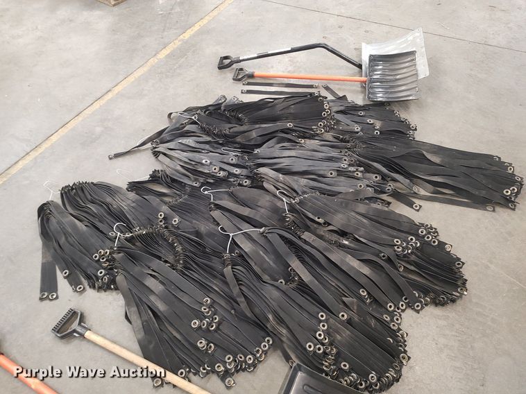 image for item LG9646 Lawn and garden equipment