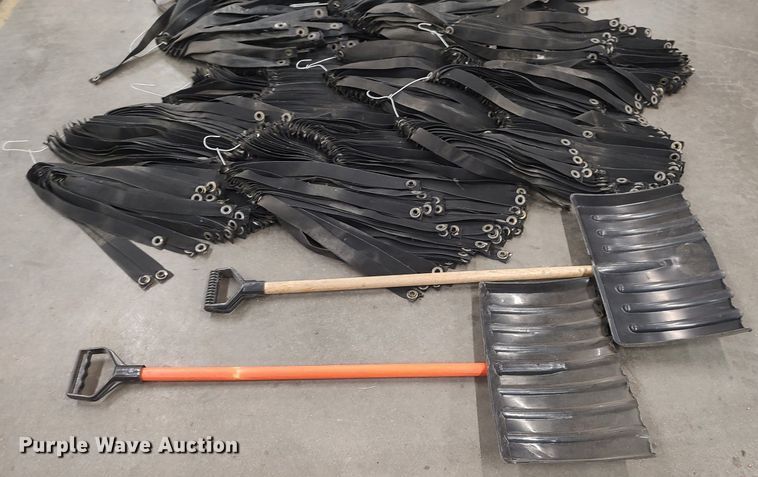 image for item LG9646 Lawn and garden equipment