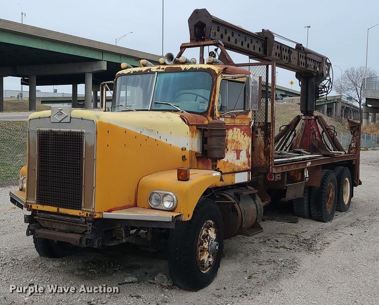 image for item LH9874 1972 Diamond Reo C-11464DB  crane truck