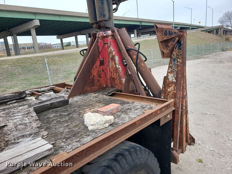 image for item LH9874 1972 Diamond Reo C-11464DB  crane truck