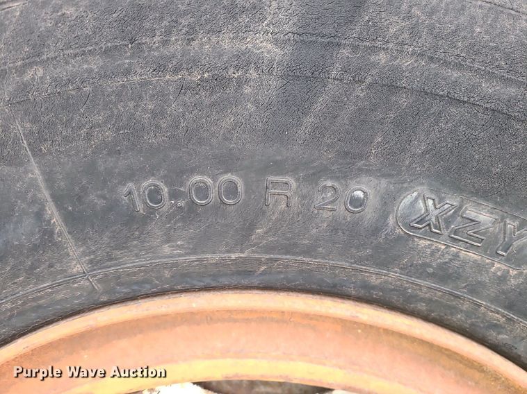 image for item LH9874 1972 Diamond Reo C-11464DB  crane truck