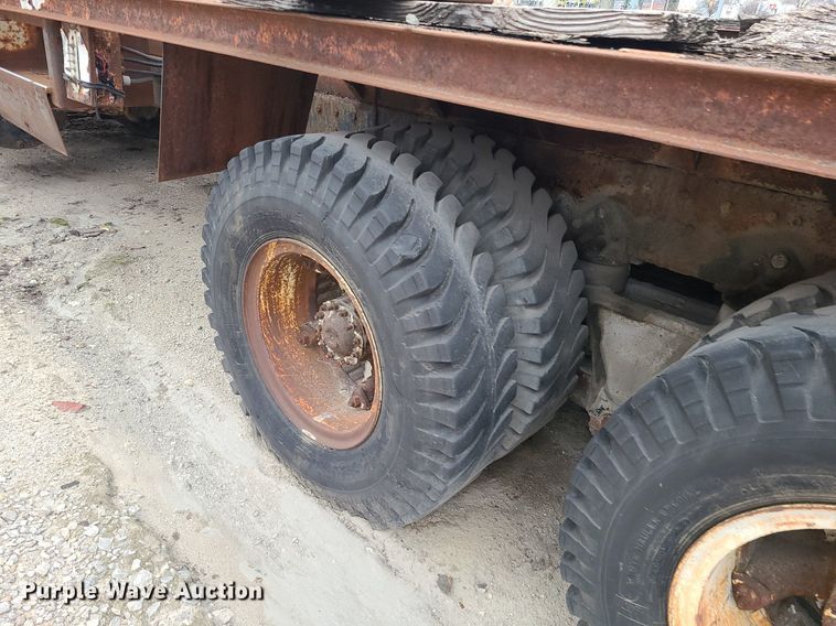 image for item LH9874 1972 Diamond Reo C-11464DB  crane truck