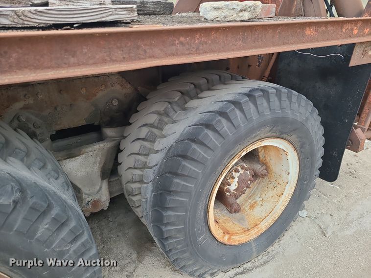 image for item LH9874 1972 Diamond Reo C-11464DB  crane truck