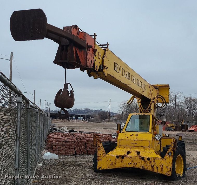 image for item LH9875 Austin Western 410SR  crane