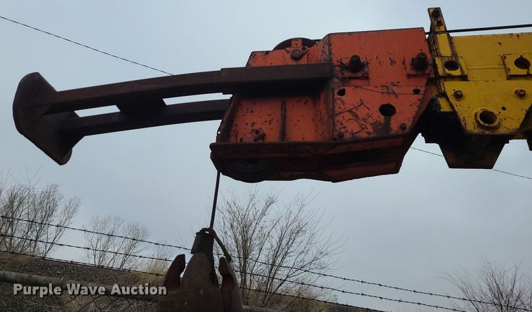 image for item LH9875 Austin Western 410SR  crane