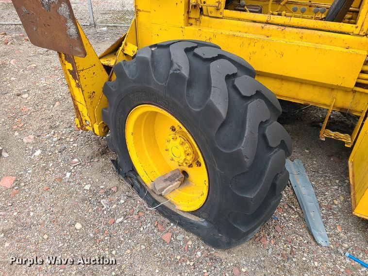 image for item LH9875 Austin Western 410SR  crane