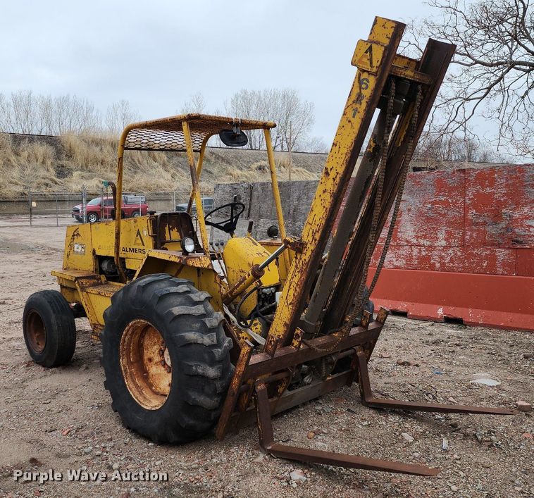 image for item LH9876 Allis Chalmers  forklift