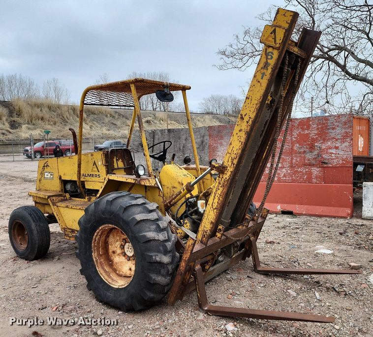 image for item LH9876 Allis Chalmers  forklift