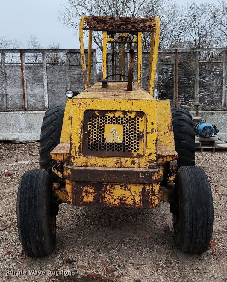 image for item LH9876 Allis Chalmers  forklift