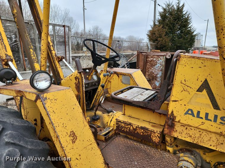 image for item LH9876 Allis Chalmers  forklift