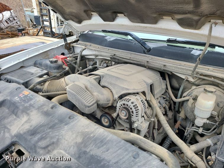 image for item LH9877 2012 Chevrolet Silverado 1500  Ext. Cab pickup truck