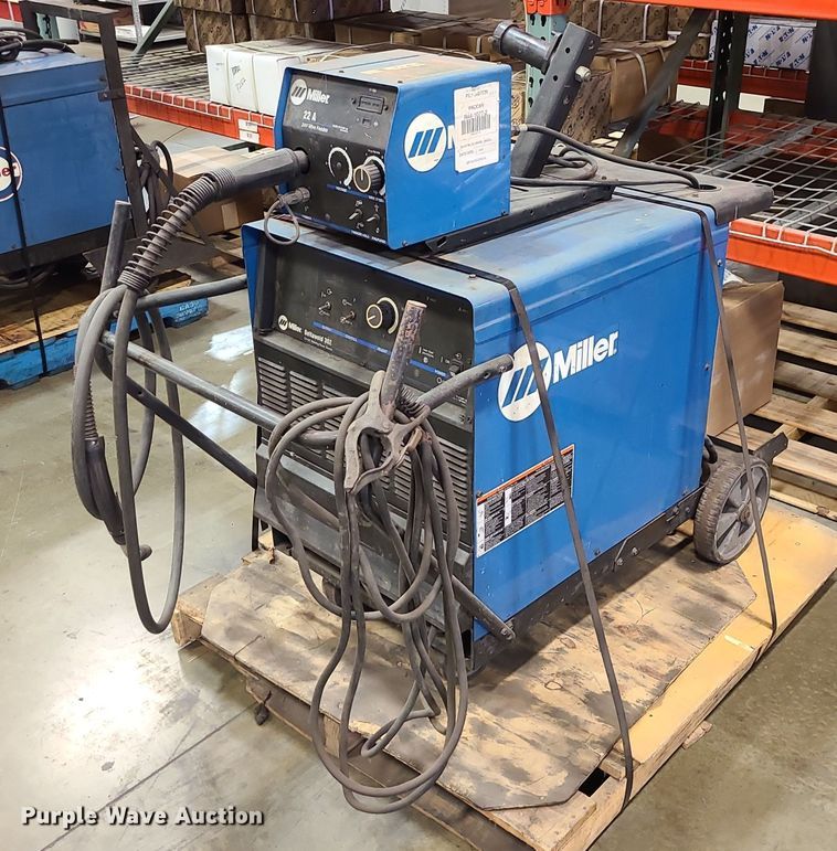 image for item LH9879 Miller Deltaweld 302  welder