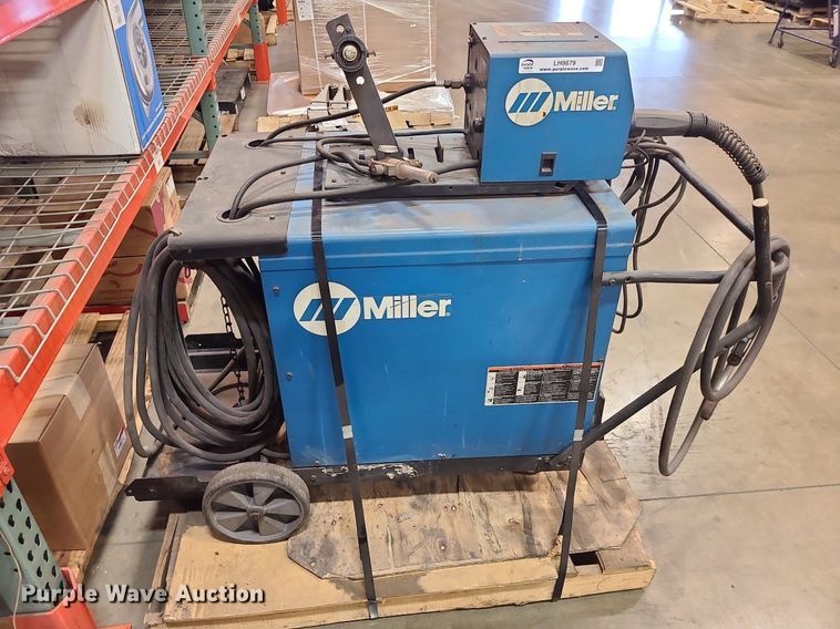 image for item LH9879 Miller Deltaweld 302  welder