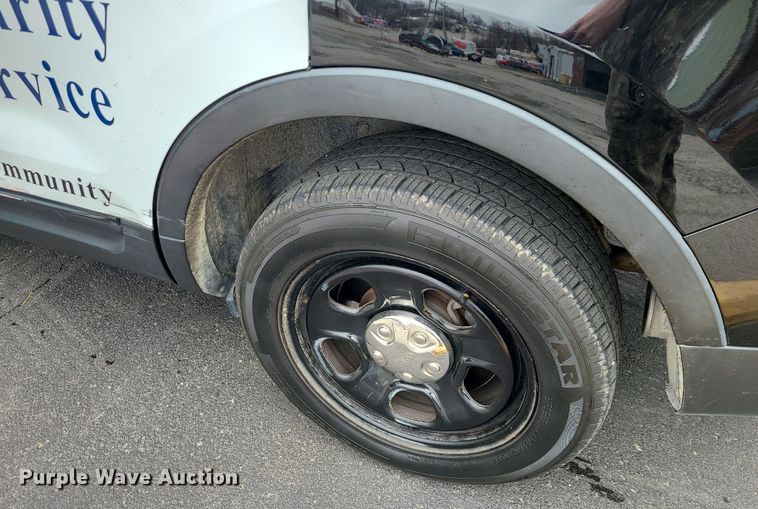 image for item LH9882 2013 Ford Explorer Police Interceptor  SUV