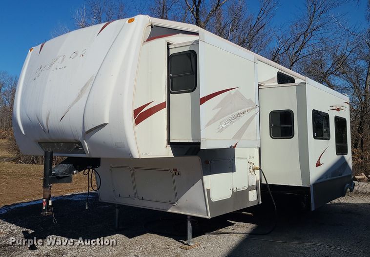 image for item LH9938 2008 Keystone RP3712  camper