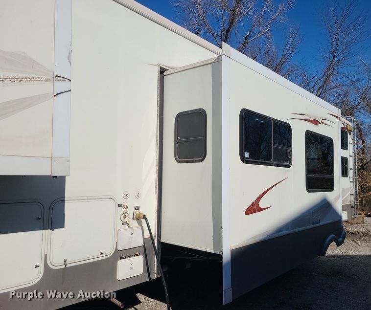 image for item LH9938 2008 Keystone RP3712  camper