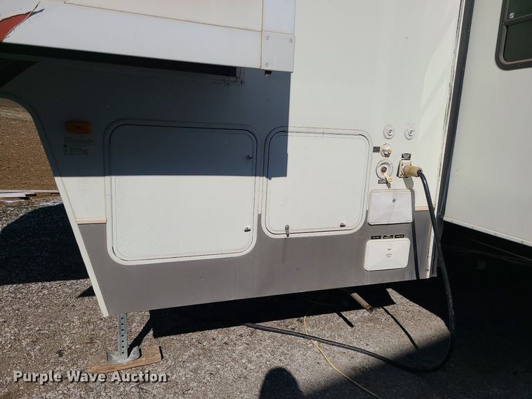 image for item LH9938 2008 Keystone RP3712  camper