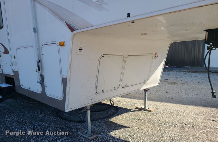 image for item LH9938 2008 Keystone RP3712  camper