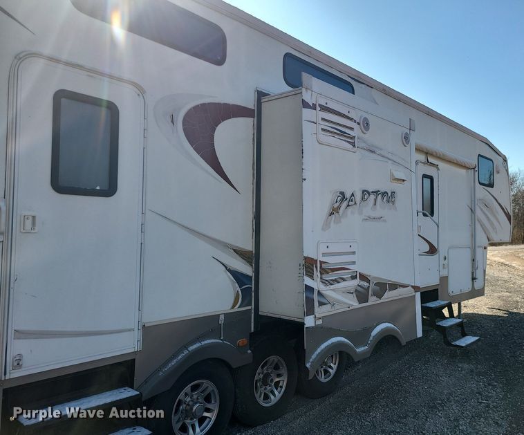 image for item LH9938 2008 Keystone RP3712  camper