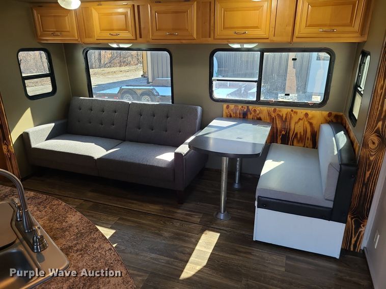 image for item LH9938 2008 Keystone RP3712  camper