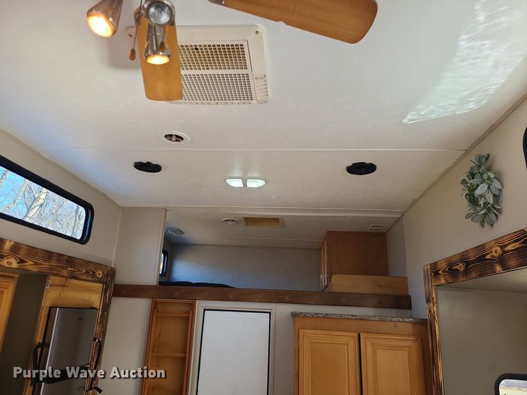 image for item LH9938 2008 Keystone RP3712  camper