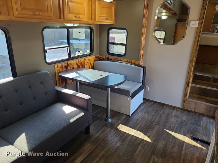 image for item LH9938 2008 Keystone RP3712  camper