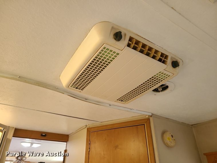 image for item LH9938 2008 Keystone RP3712  camper