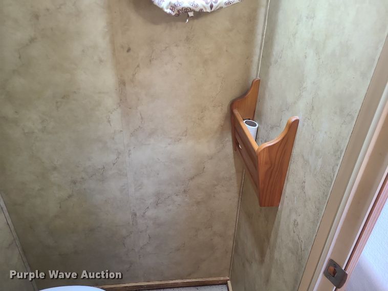 image for item LH9938 2008 Keystone RP3712  camper