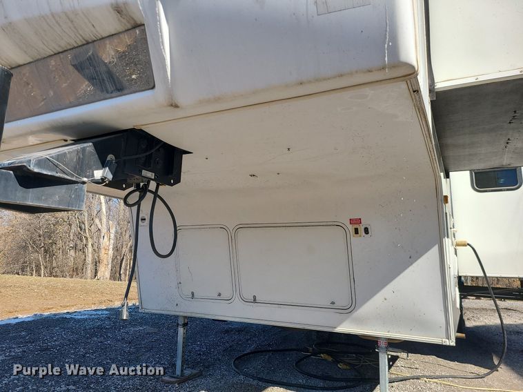 image for item LH9938 2008 Keystone RP3712  camper