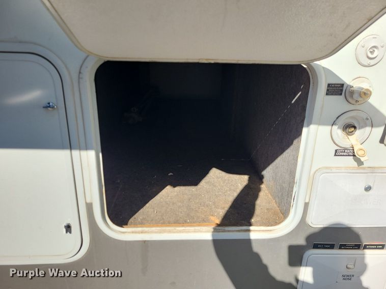 image for item LH9938 2008 Keystone RP3712  camper