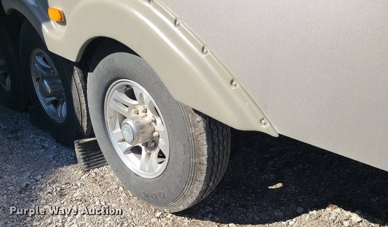 image for item LH9938 2008 Keystone RP3712  camper