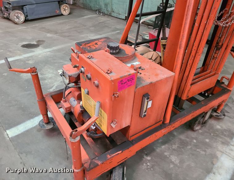 image for item LH9987 Uppup STDT750  vertical lift