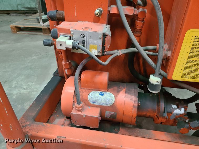 image for item LH9987 Uppup STDT750  vertical lift