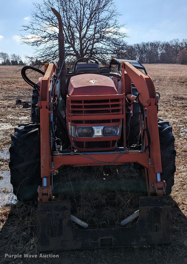 image for item LK9103 2006 Branson 6530R  MFWD tractor