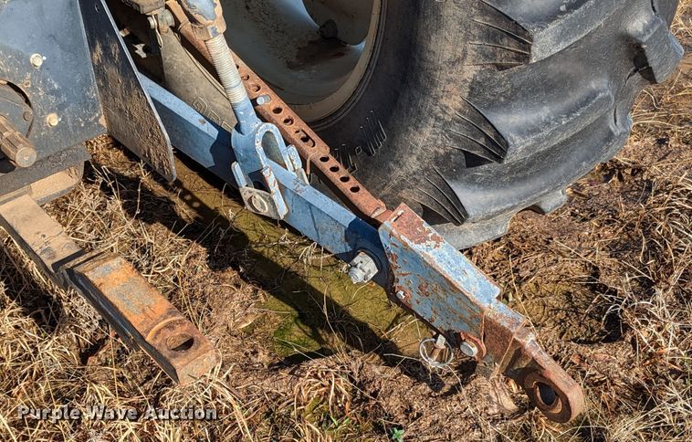 image for item LK9103 2006 Branson 6530R  MFWD tractor