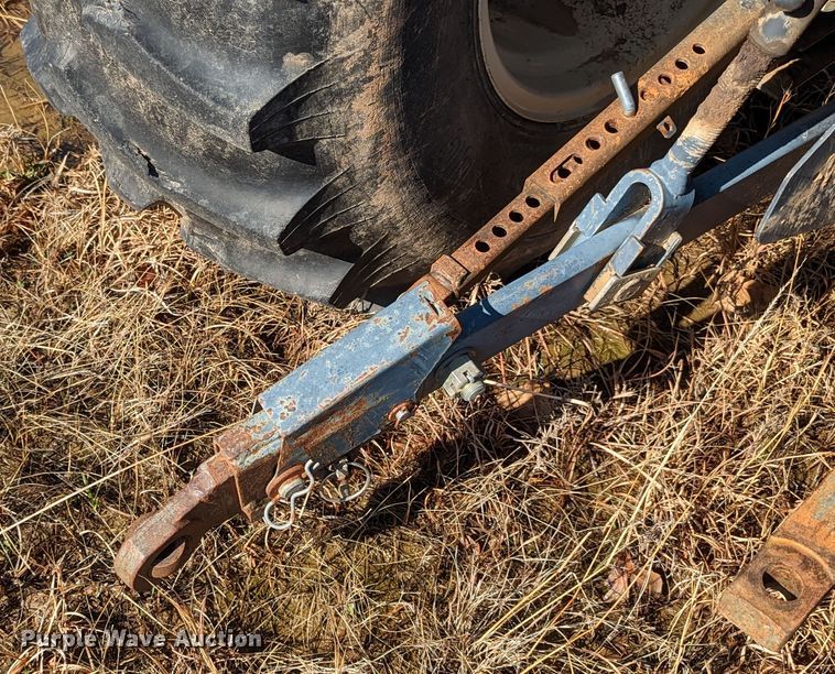 image for item LK9103 2006 Branson 6530R  MFWD tractor