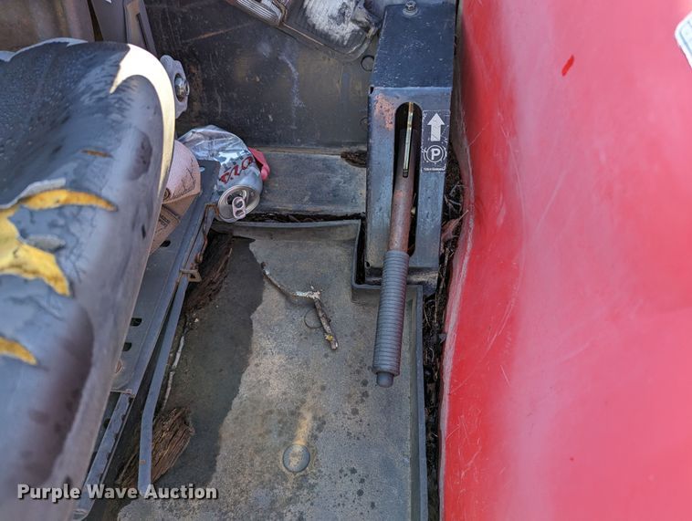 image for item LK9103 2006 Branson 6530R  MFWD tractor