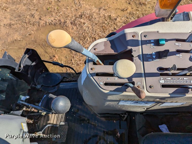 image for item LK9103 2006 Branson 6530R  MFWD tractor