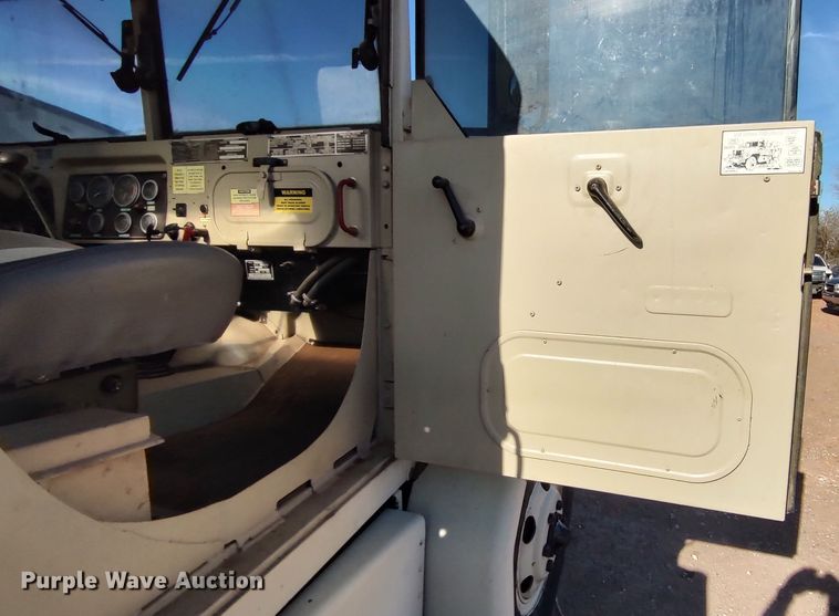 image for item LK9515 1971 Am General M35A2  flatbed truck