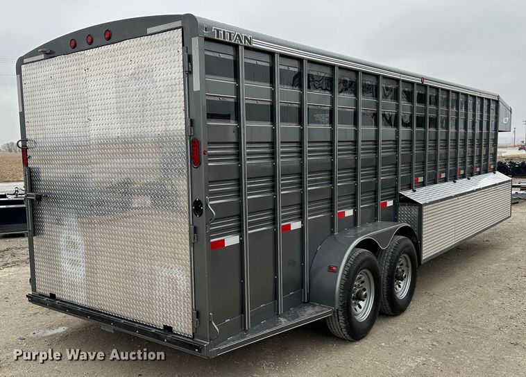 image for item LN9139 2017 Titan  livestock trailer