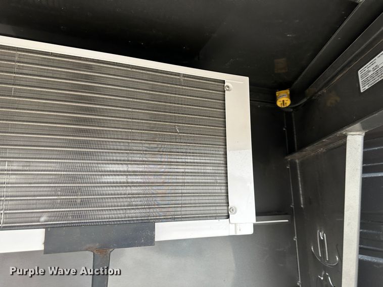 image for item LN9139 2017 Titan  livestock trailer