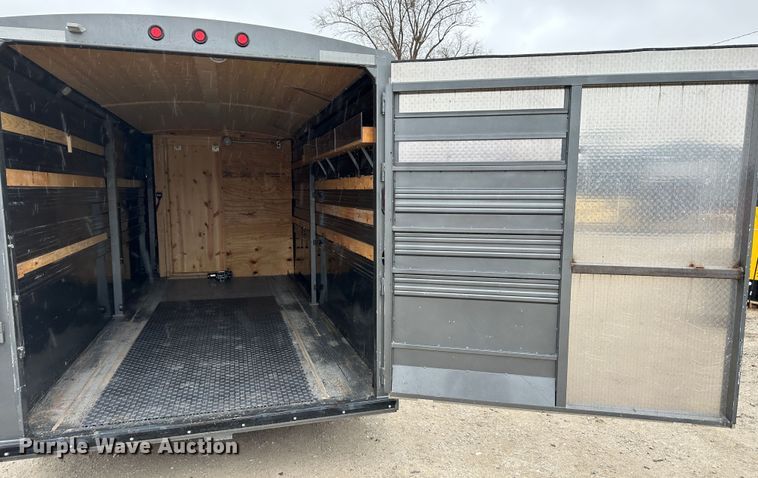 image for item LN9139 2017 Titan  livestock trailer