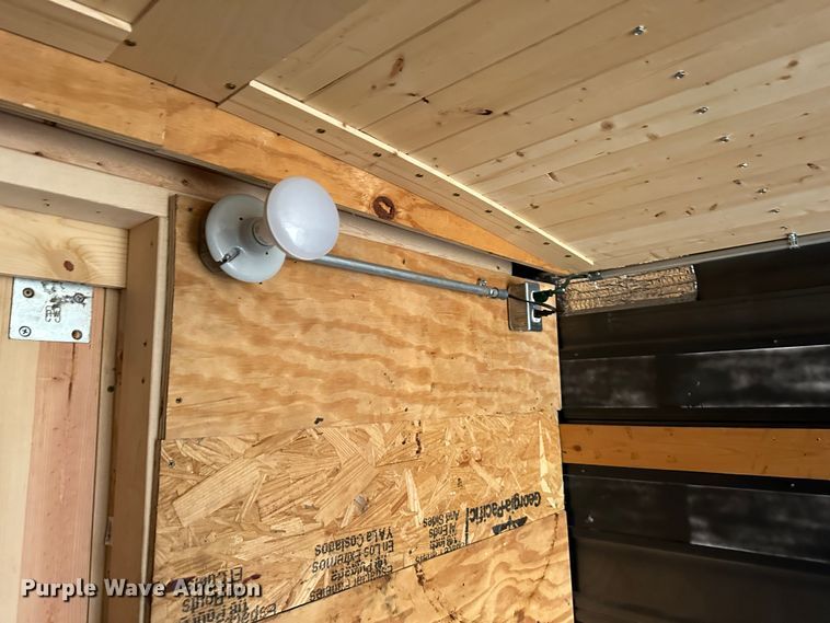 image for item LN9139 2017 Titan  livestock trailer