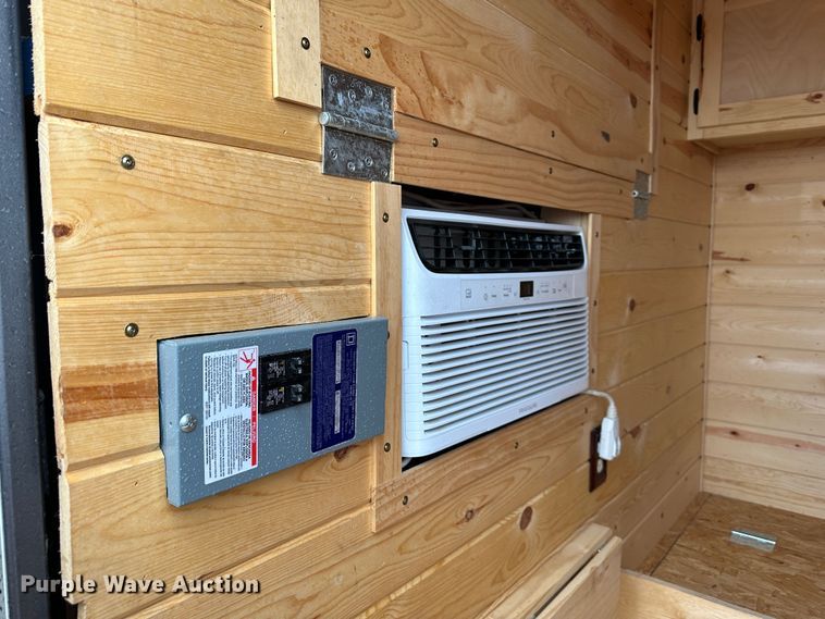 image for item LN9139 2017 Titan  livestock trailer