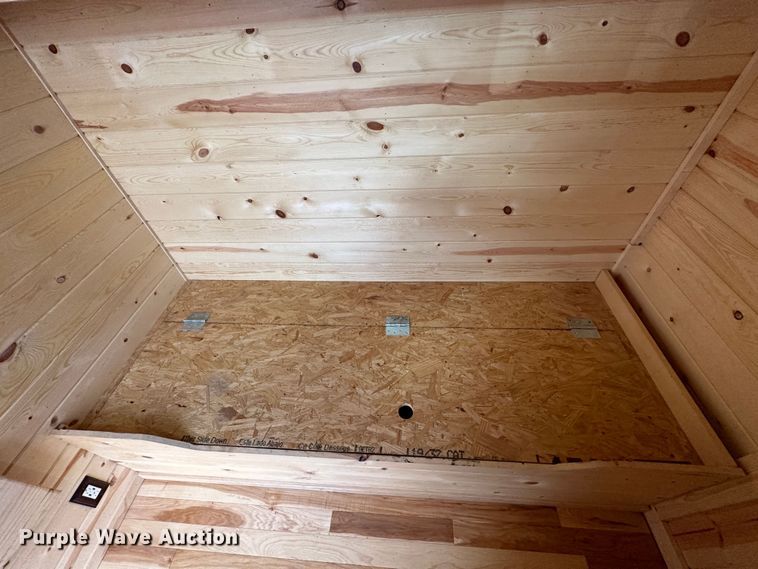 image for item LN9139 2017 Titan  livestock trailer