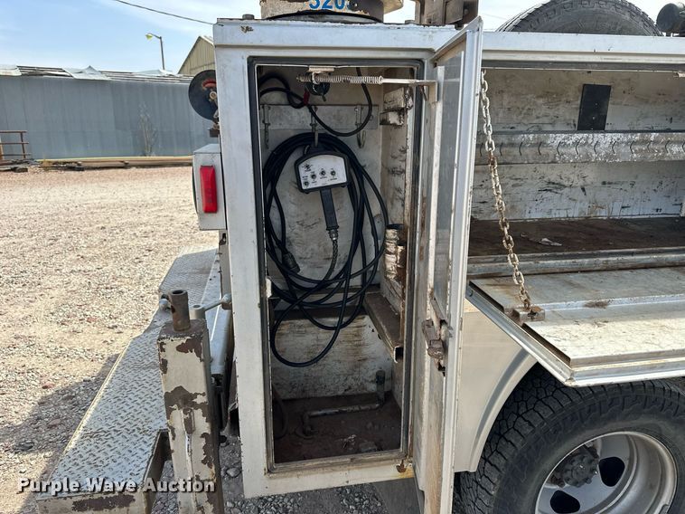 image for item LN9293 2012 GMC Sierra 3500HD  Ext. Cab utility bed pickup truck